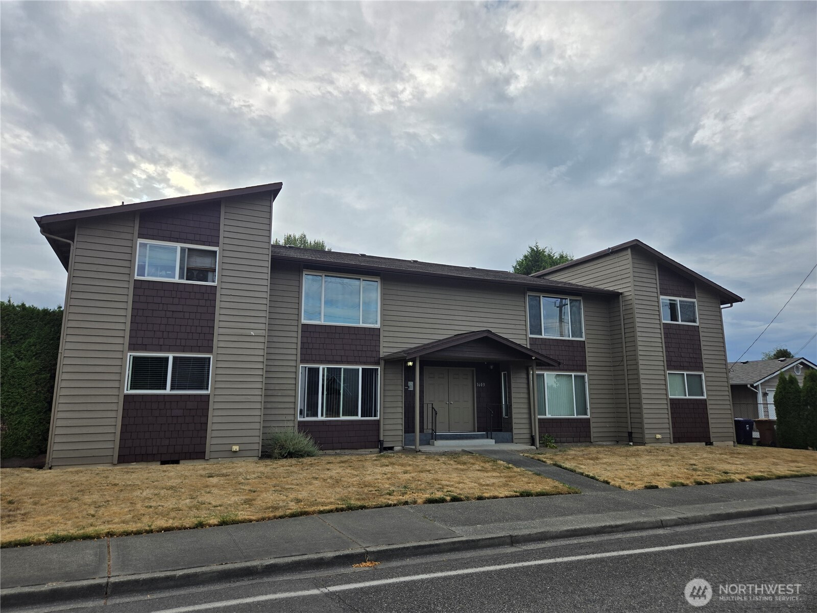 1603 Norpoint Way NE, Tacoma, WA 98422
