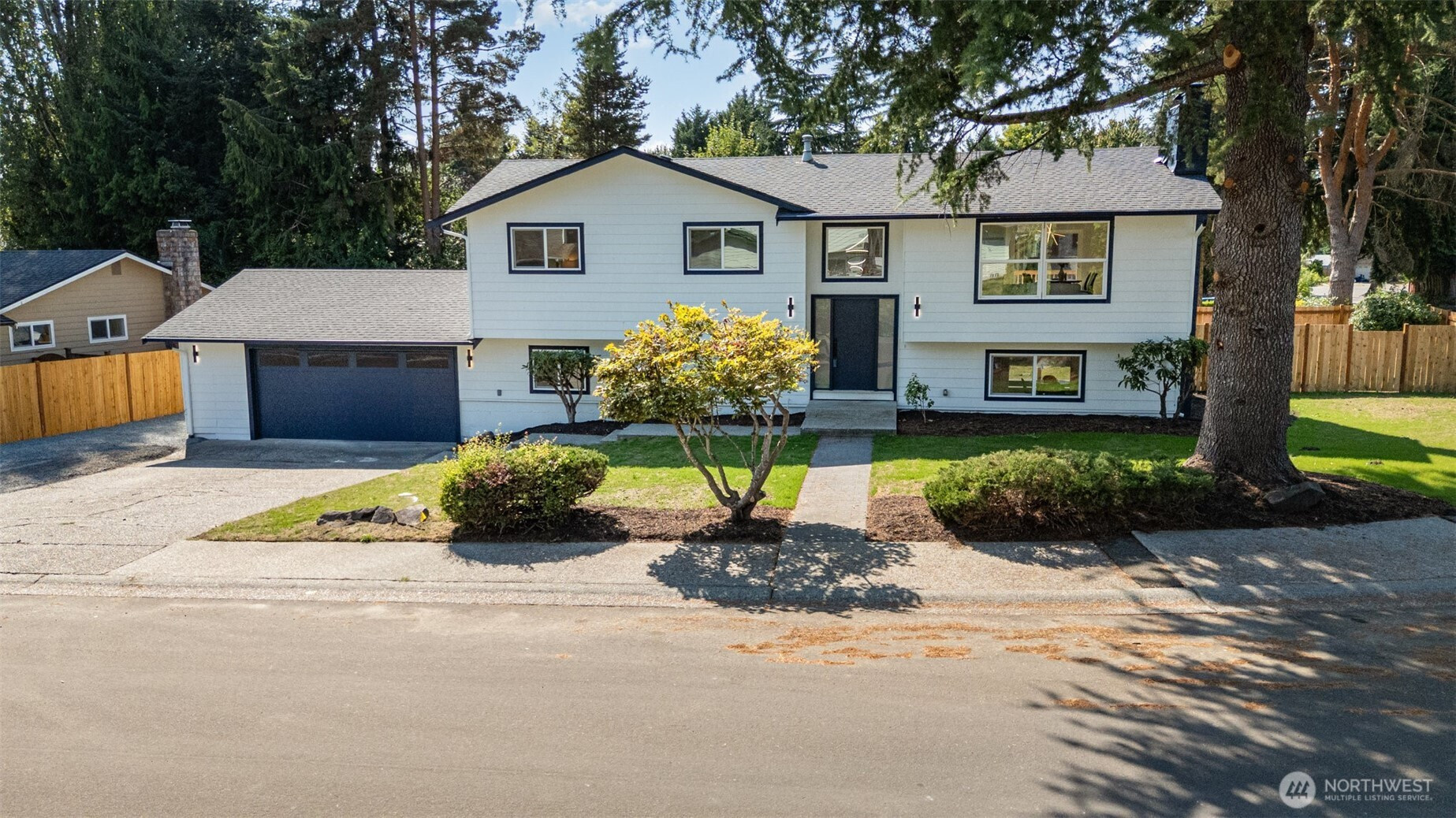 13533 131st Avenue NE, Kirkland, WA 98034