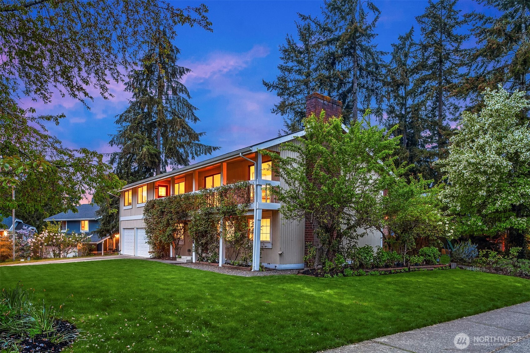 15126 NE 67th Place, Redmond, WA 98052