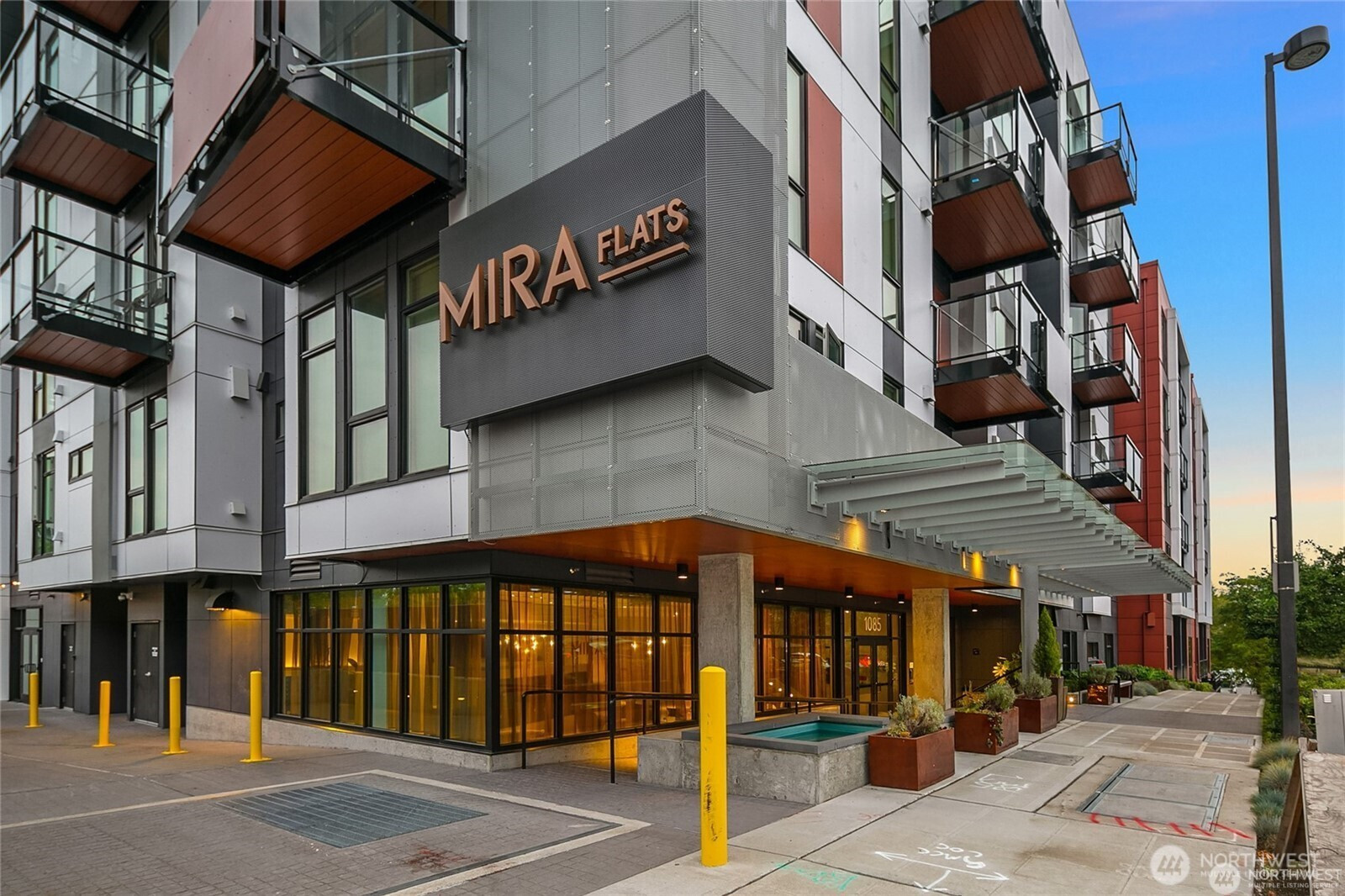 1085 103rd Avenue NE, Bellevue, WA 98004