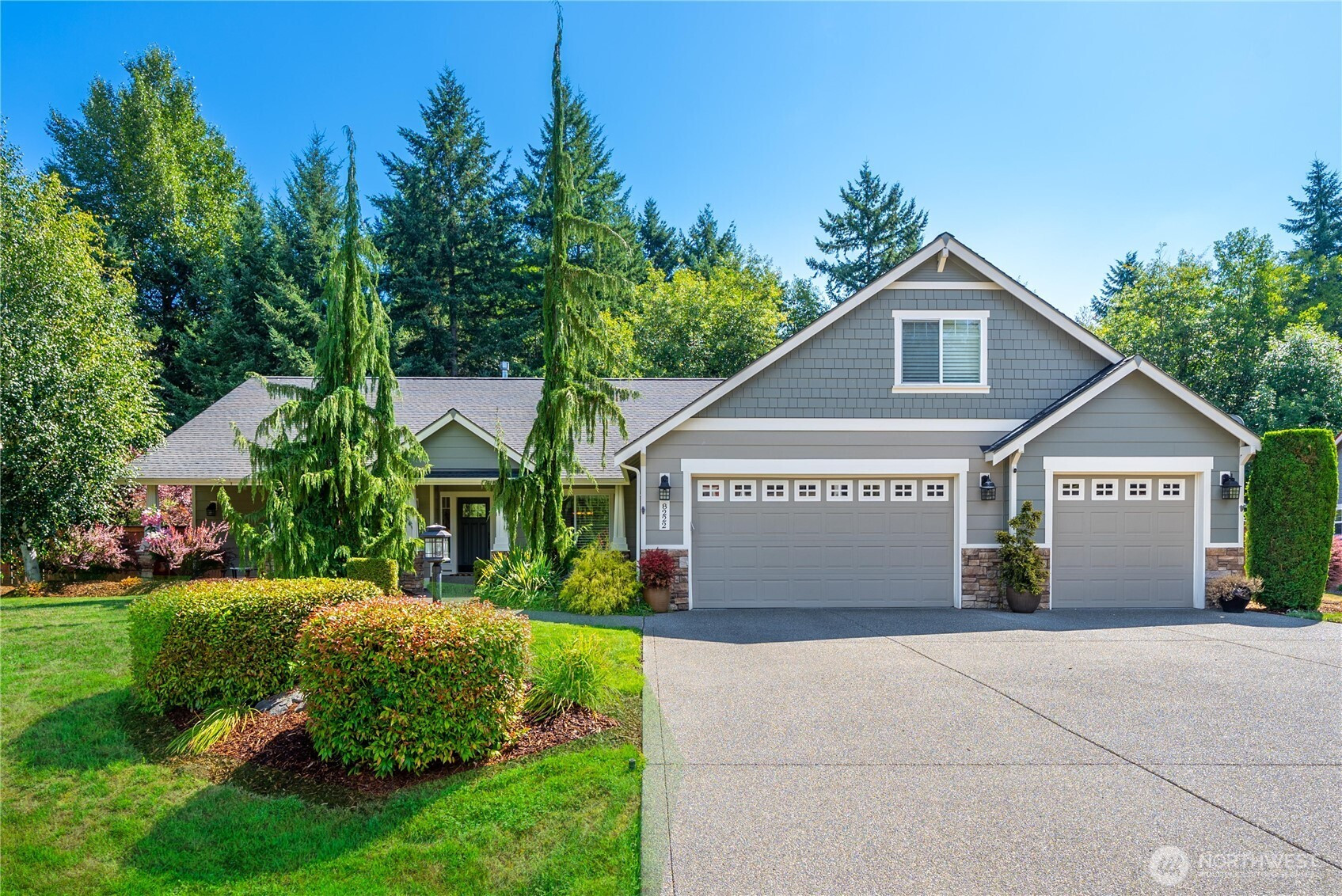 8222 Summerwood Drive SE, Olympia, WA 98501