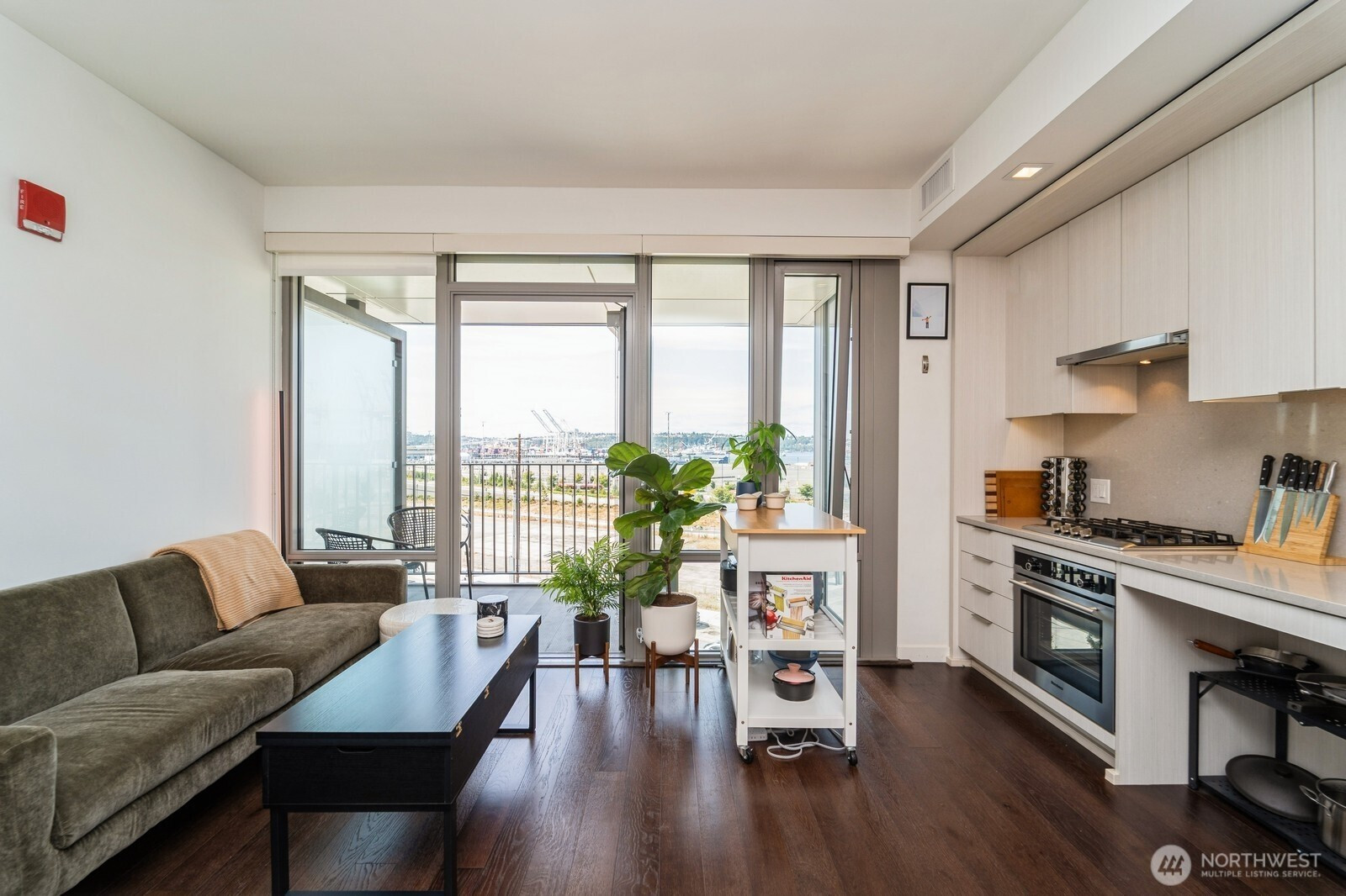 590 1st Avenue S, Seattle, WA 98104