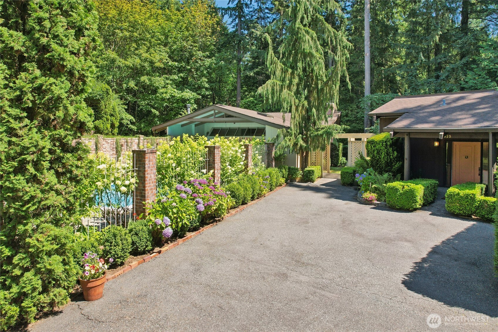 19419 Grannis Road, Bothell, WA 98012