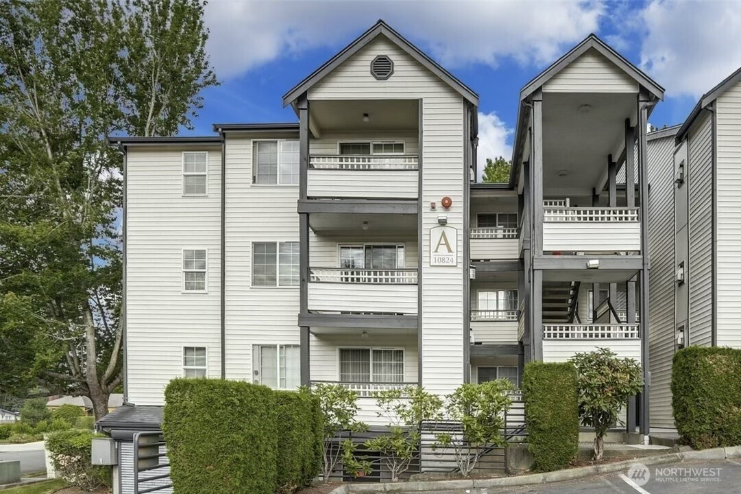 10824 SE 170th Street, Renton, WA 98055
