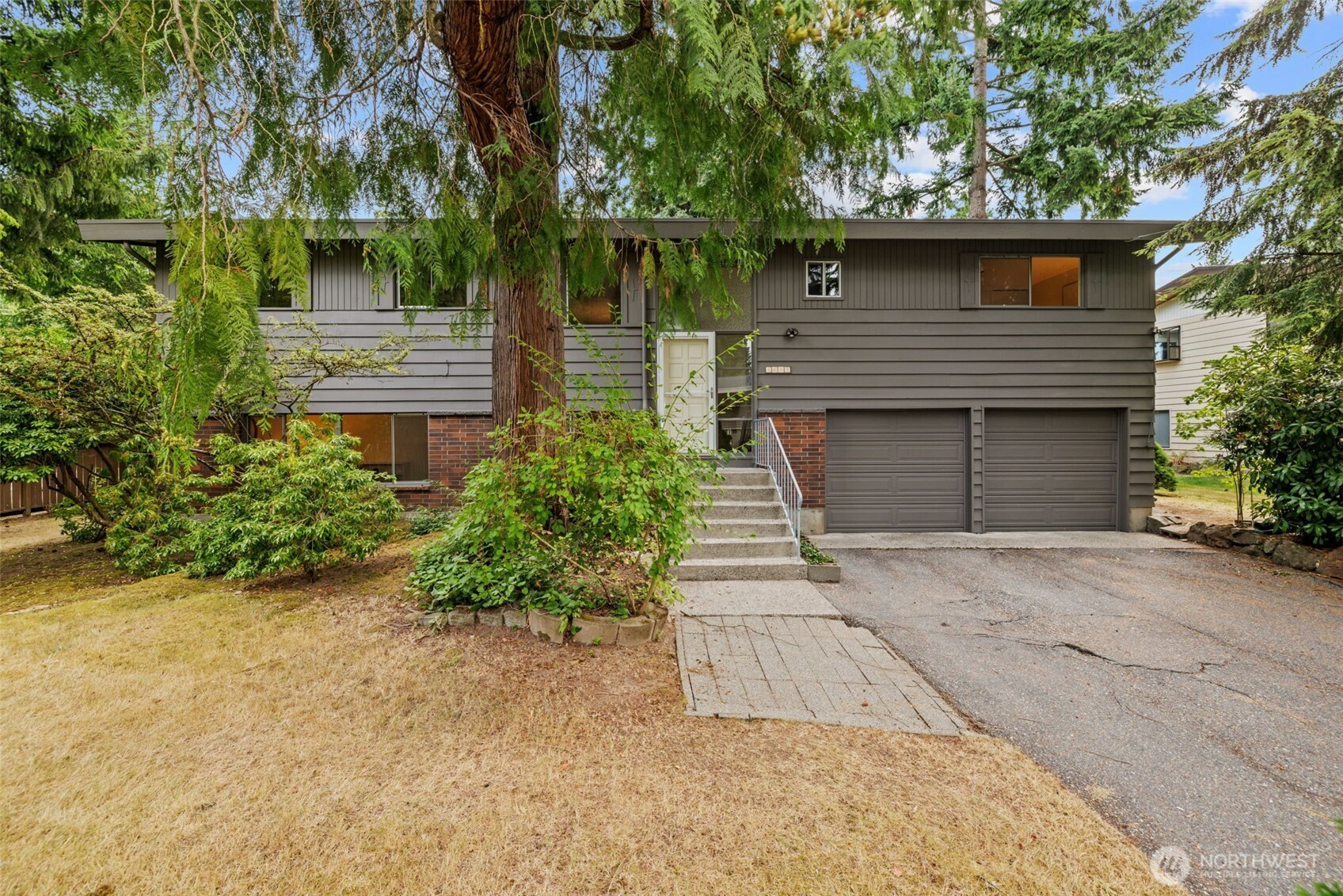8635 NE 133rd Place, Kirkland, WA 98034