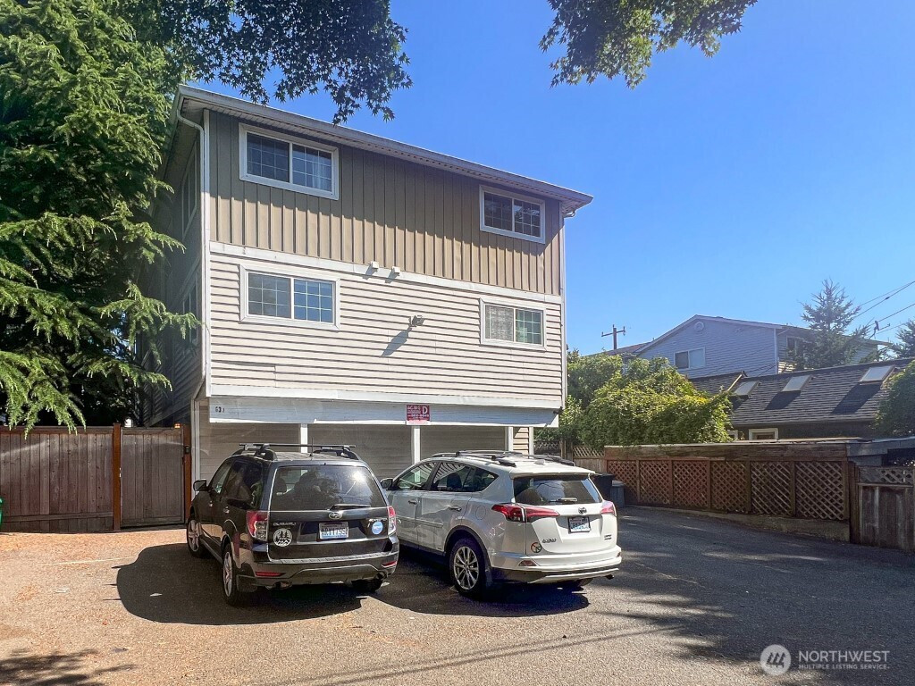 633 NW 85th Street, Seattle, WA 98117