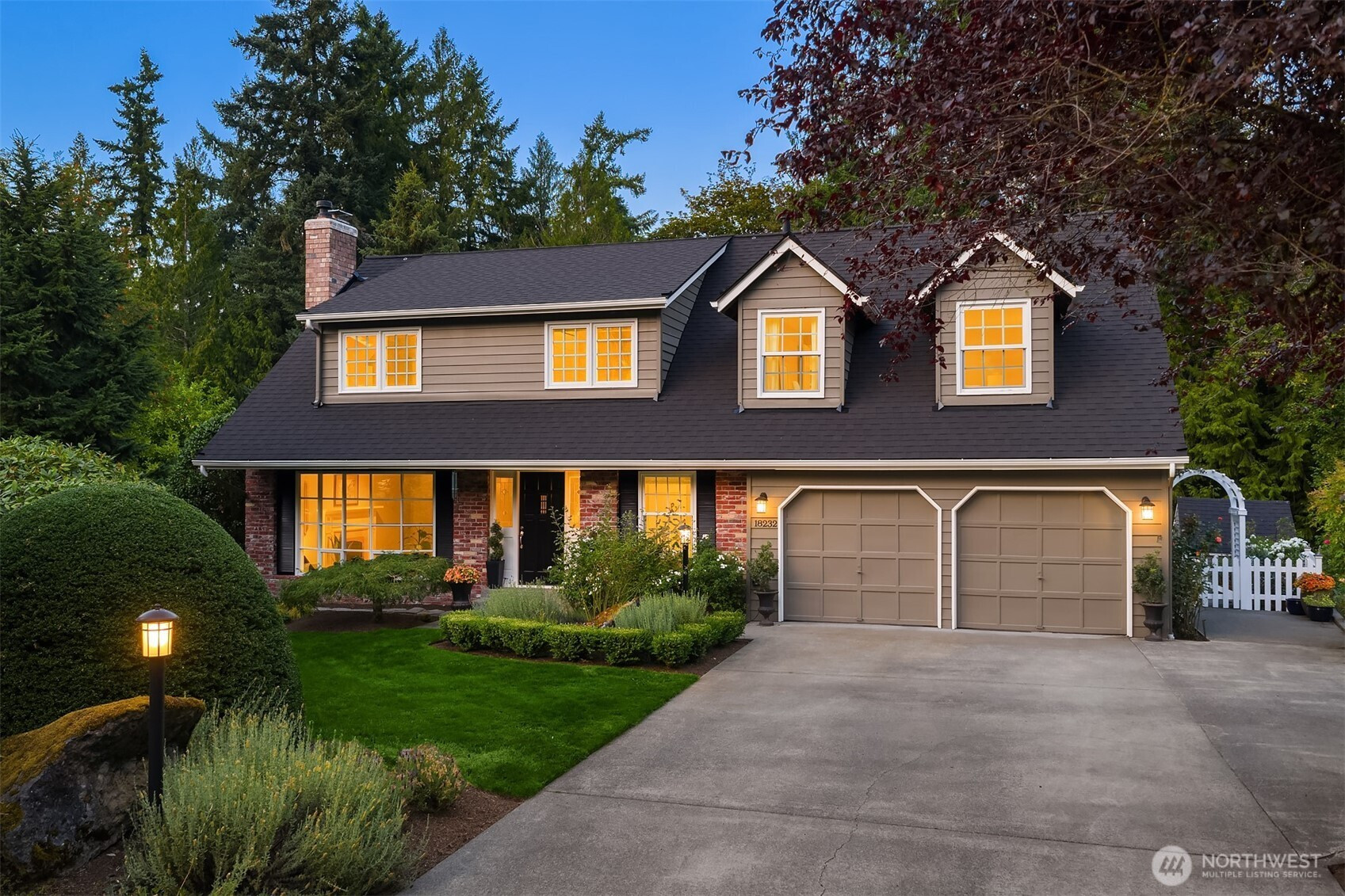 18232 SE 43rd Court, Issaquah, WA 98027