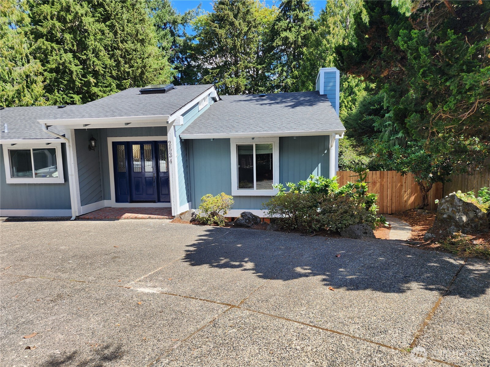 2534 Wedgewood Court SE, Olympia, WA 98501
