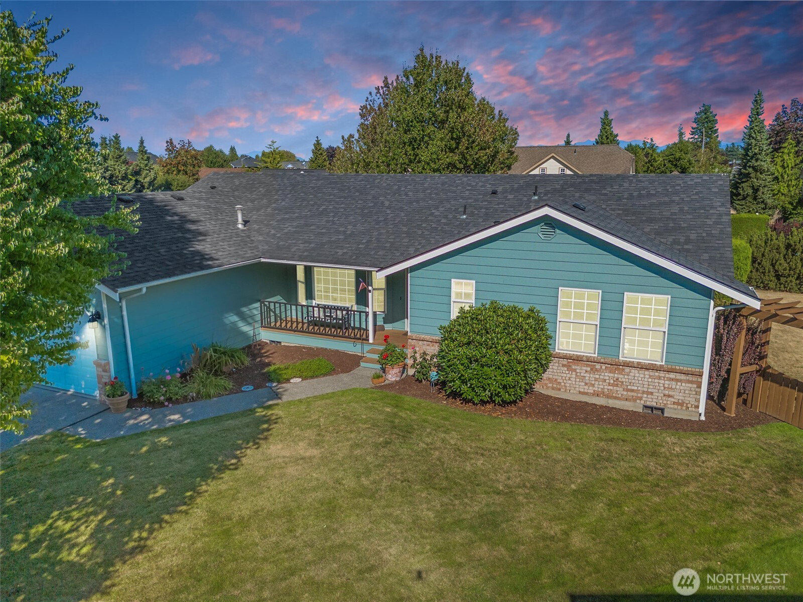 812 S Pine Court, Lynden, WA 98264