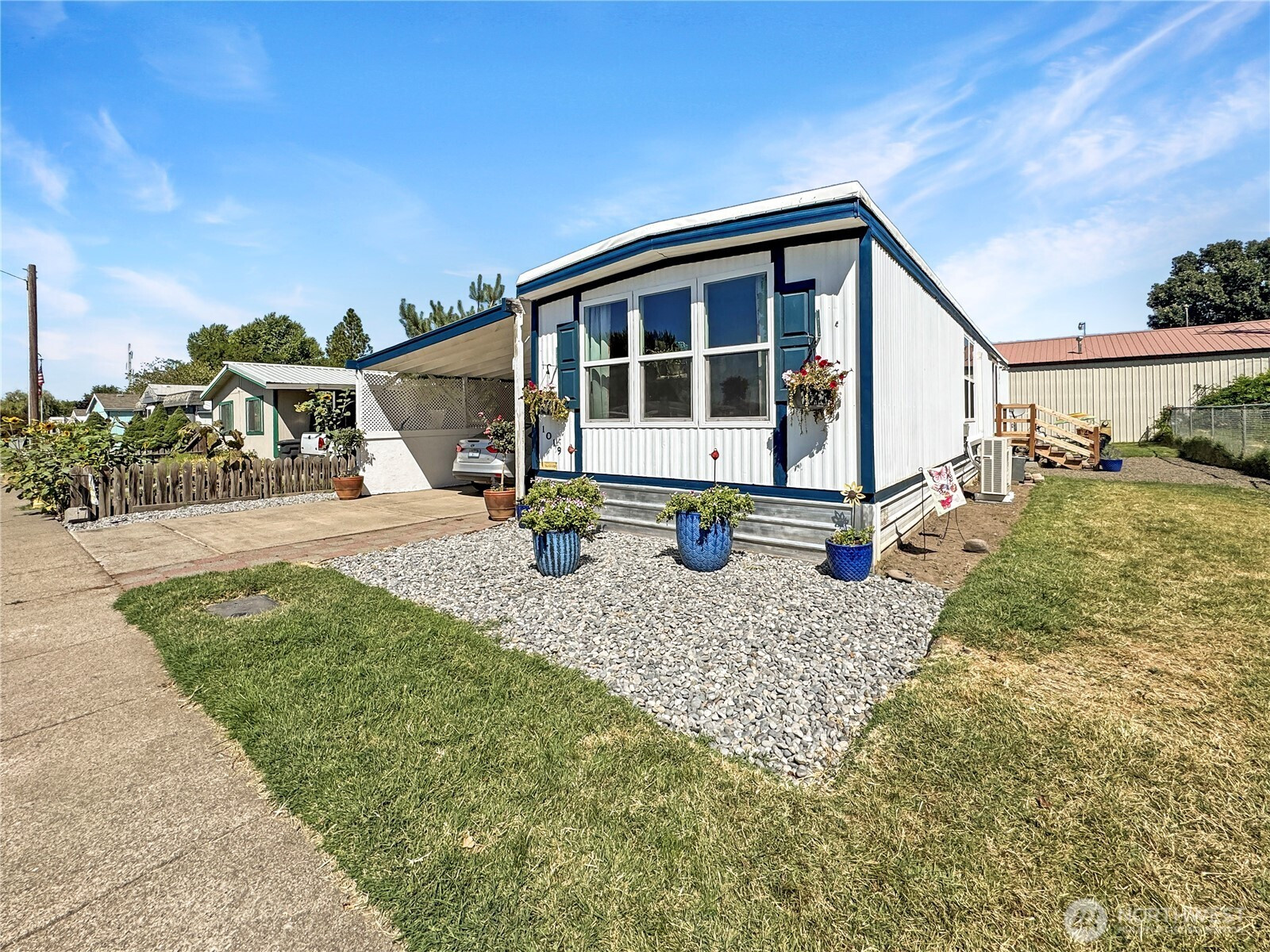 1019 NE Empire Street, College Place, WA 99324