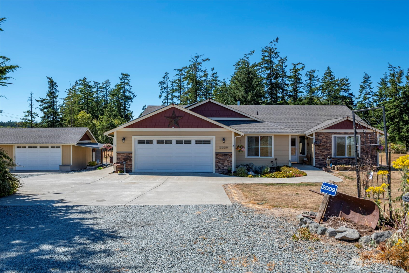 2009 October Lane, Oak Harbor, WA 98277