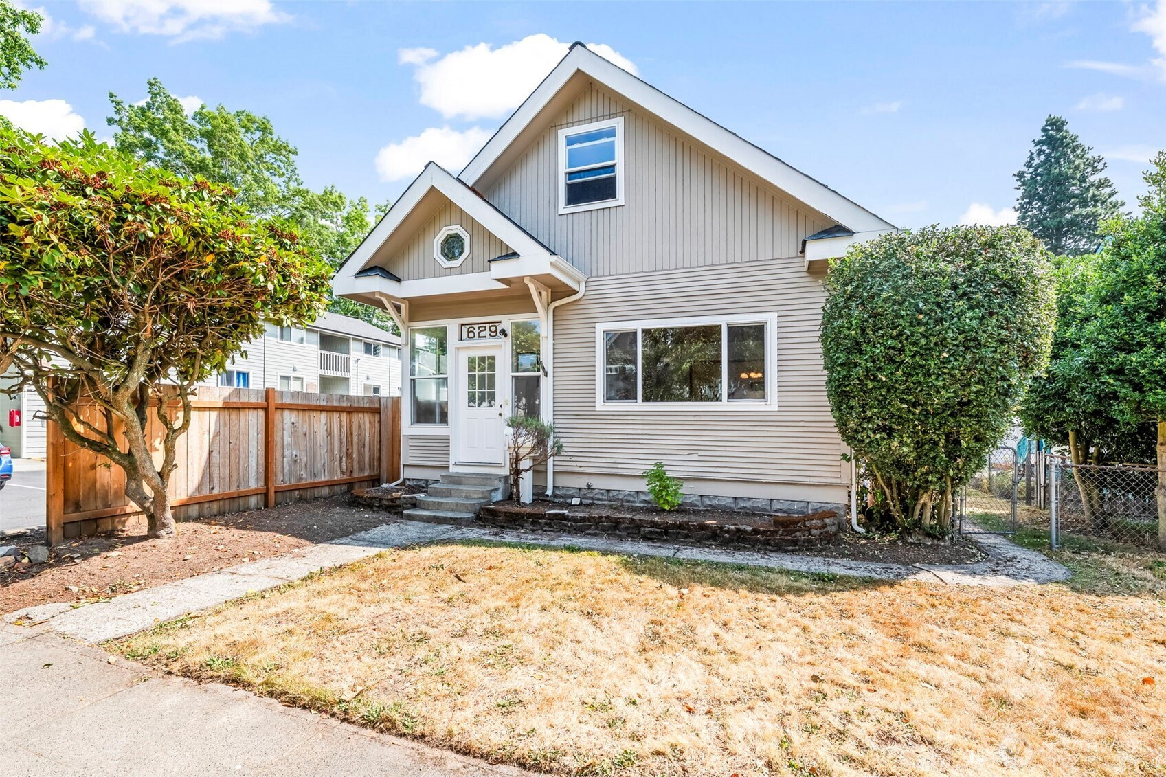 629 S Steele Street, Tacoma, WA 98405