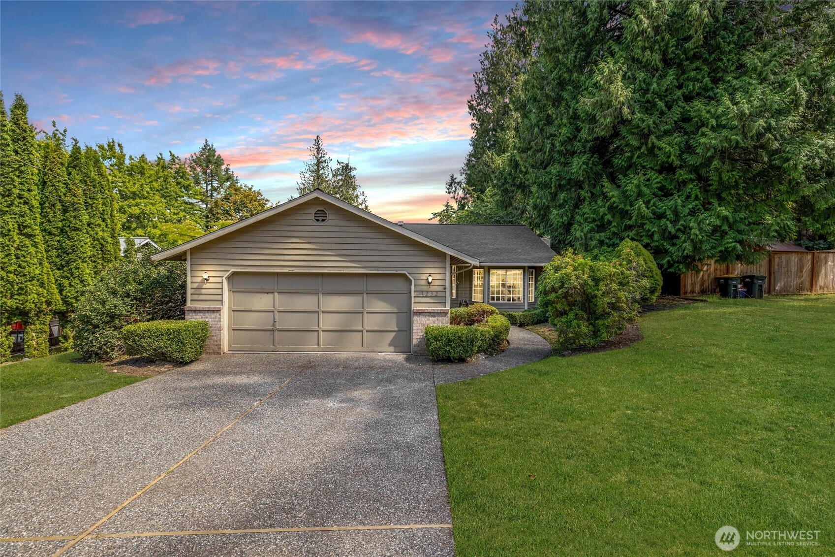 1232 Lakeview Street, Bellingham, WA 98229