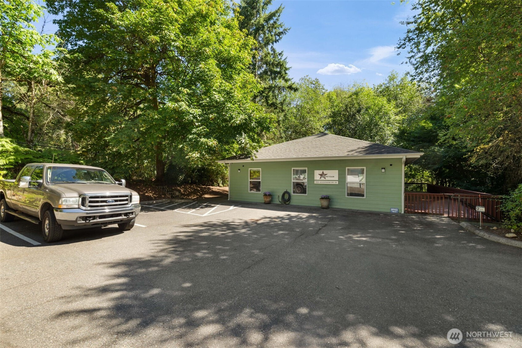 1550 SE Woodridge Drive, Port Orchard, WA 98366
