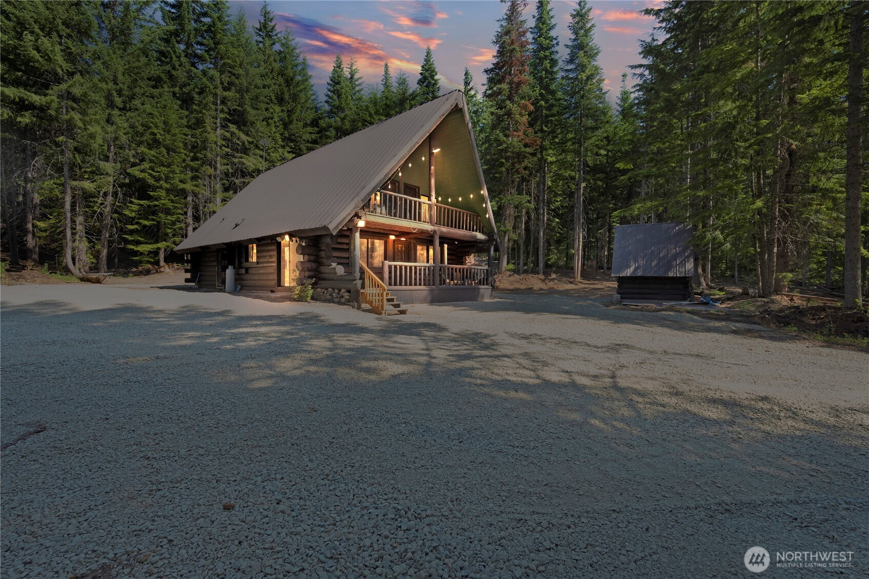 4711 Kachess Lake Road, Easton, WA 98925