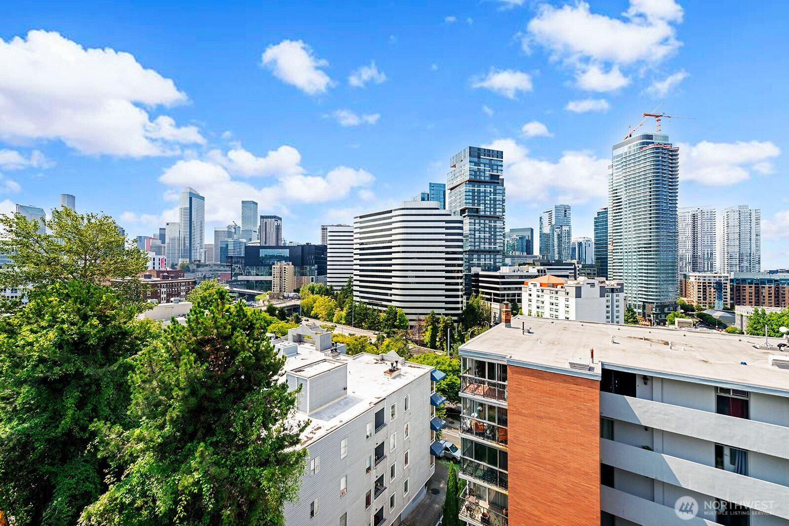 1805 Bellevue Avenue, Seattle, WA 98122