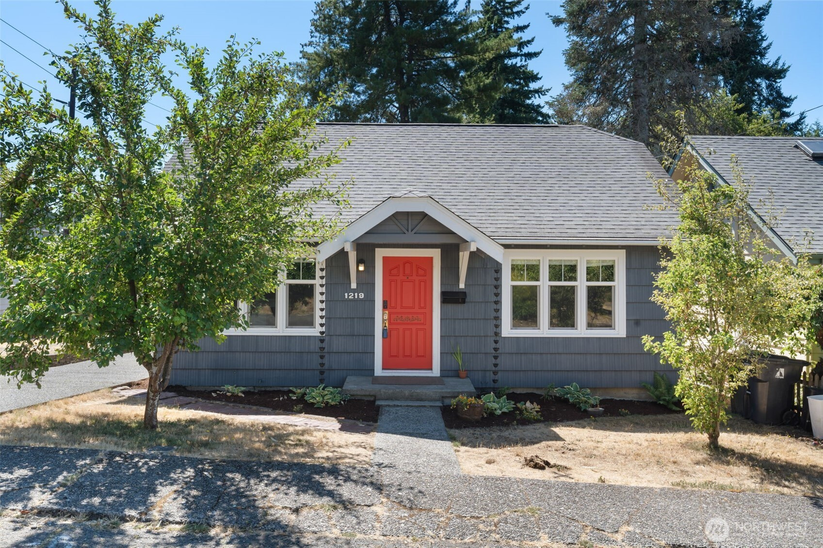 1219 Glass Avenue NE, Olympia, WA 98506