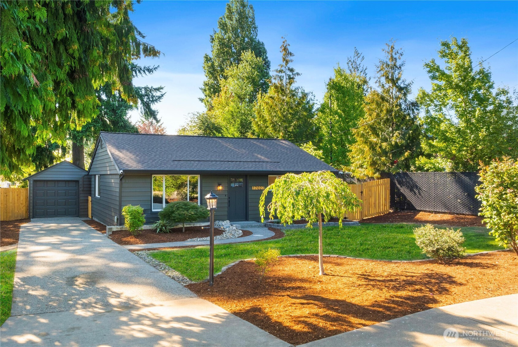 17027 37th Avenue S, SeaTac, WA 98188