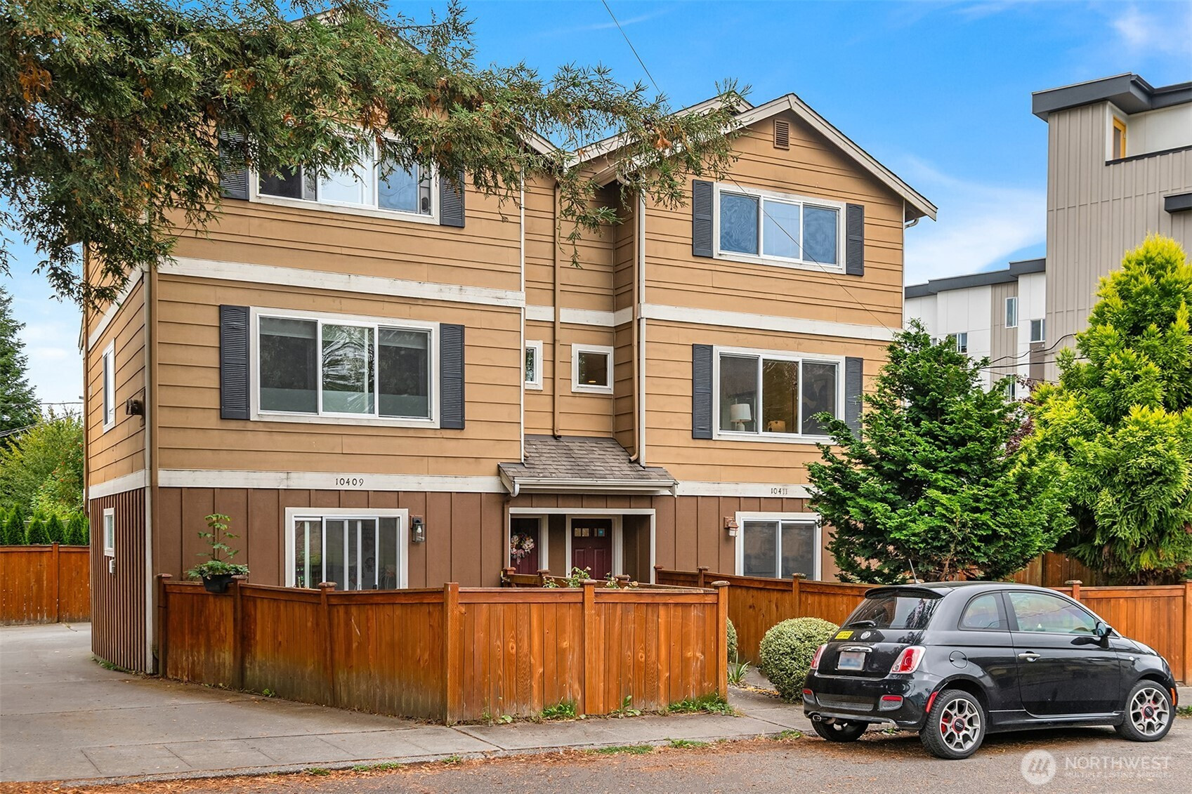 10411 Alderbrook Place NW, Seattle, WA 98177