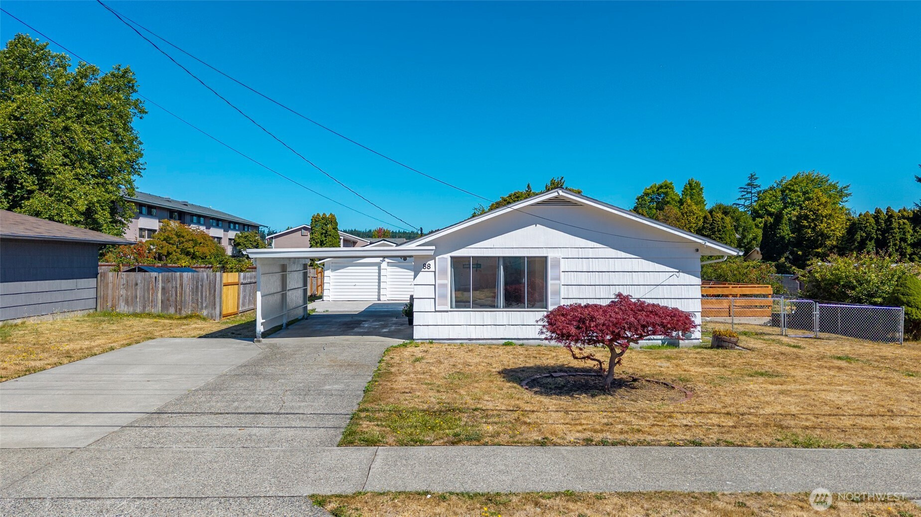 88 SW 8th Avenue, Oak Harbor, WA 98277