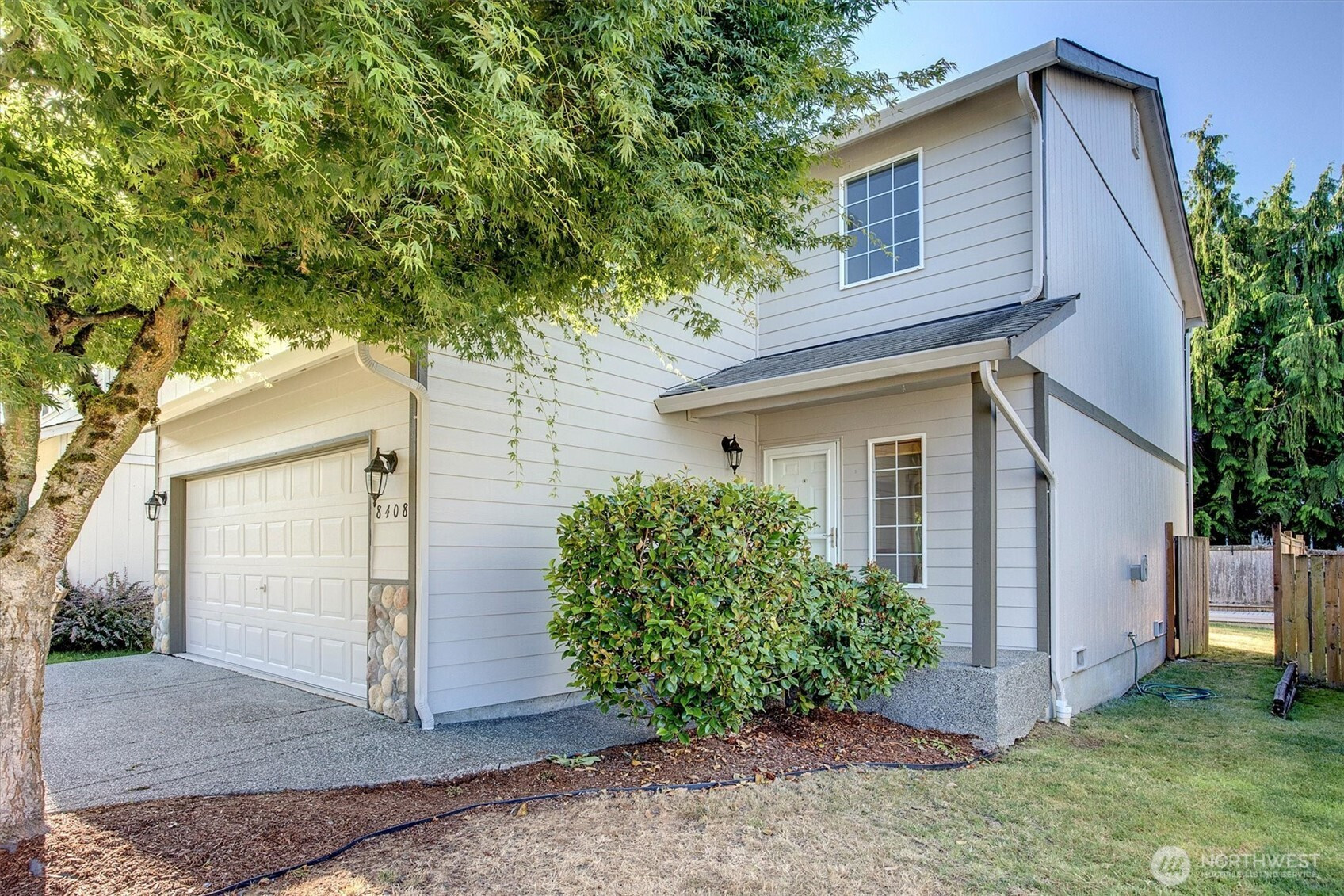 8408 6th Place SE, Lake Stevens, WA 98258