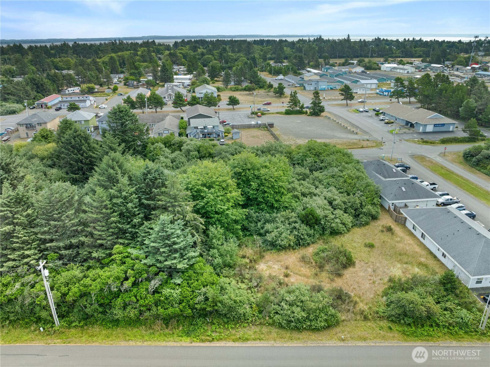 804 Anchor Avenue NW, Ocean Shores, WA 98569