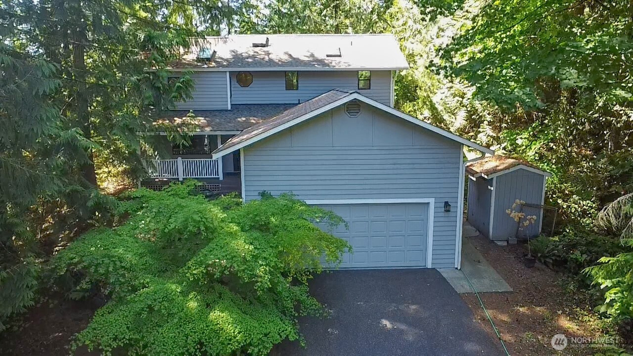 8747 Laguna Drive SW, Olympia, WA 98512