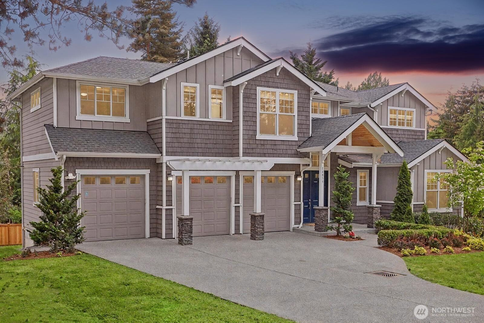 14835 NE 11th Place, Bellevue, WA 98007