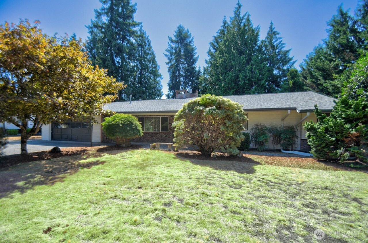 6617 Husky Way SE, Lacey, WA 98503