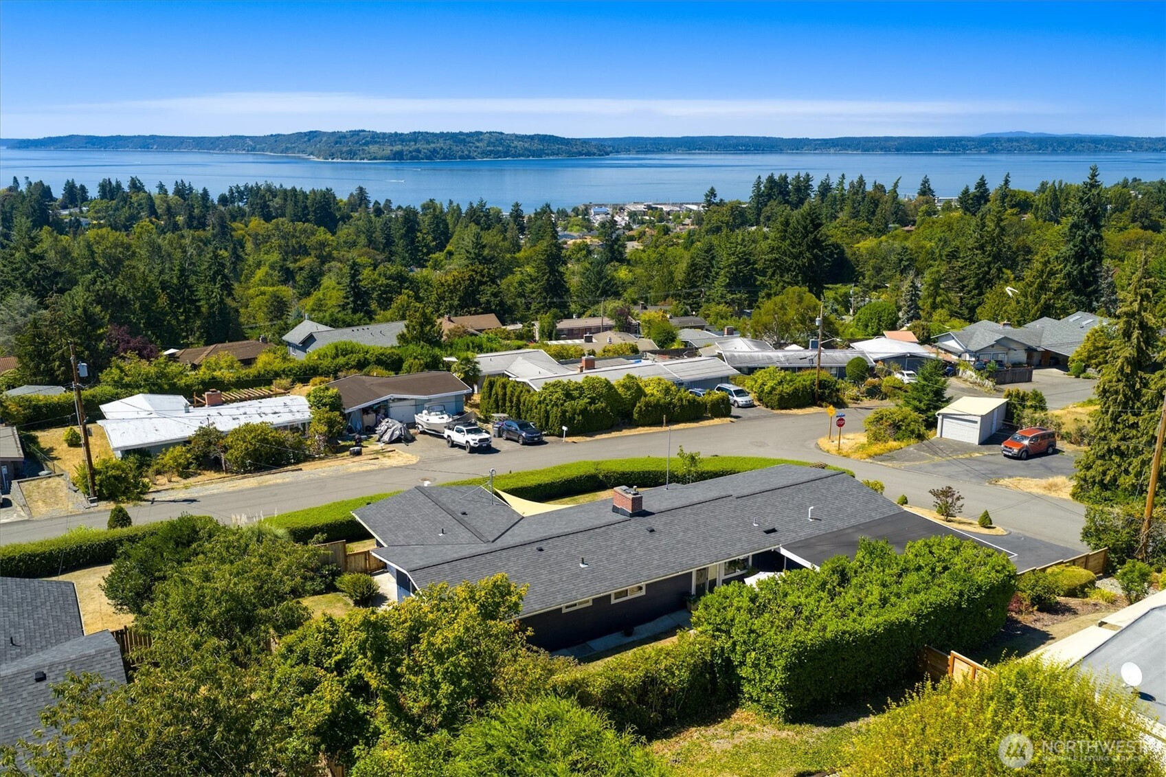 23006 Thunderbird Drive S, Des Moines, WA 98198