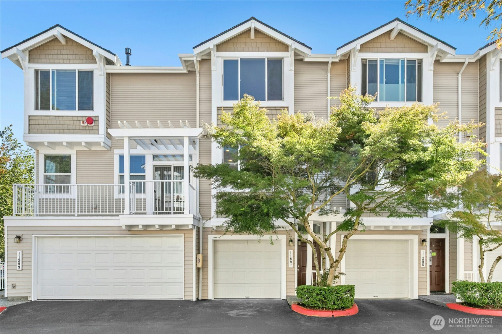 11897 NE 163rd Place, Bothell, WA 98011