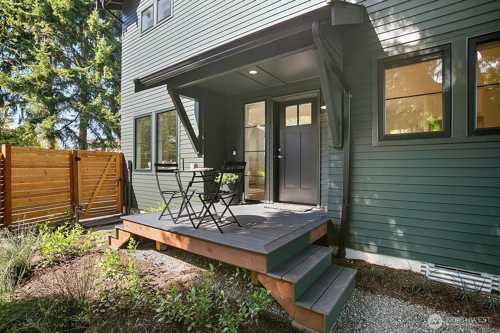 10421 41st Avenue SW, Seattle, WA 98146