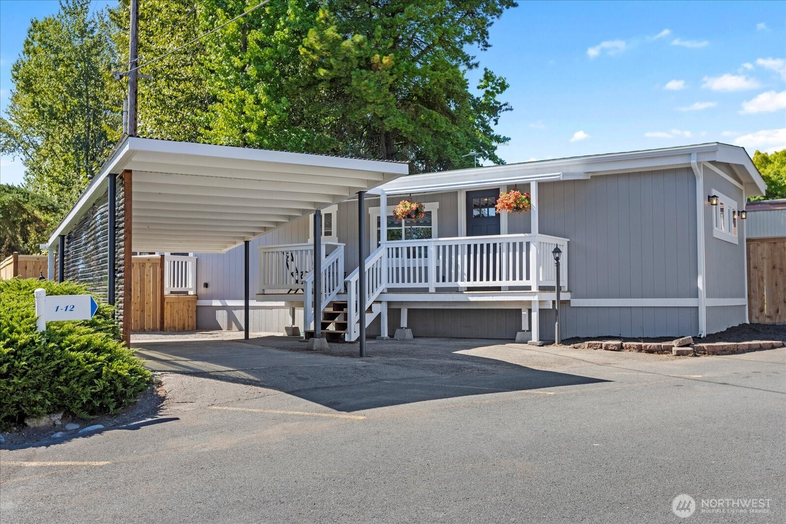 14322 Admiralty Way, Lynnwood, WA 98087