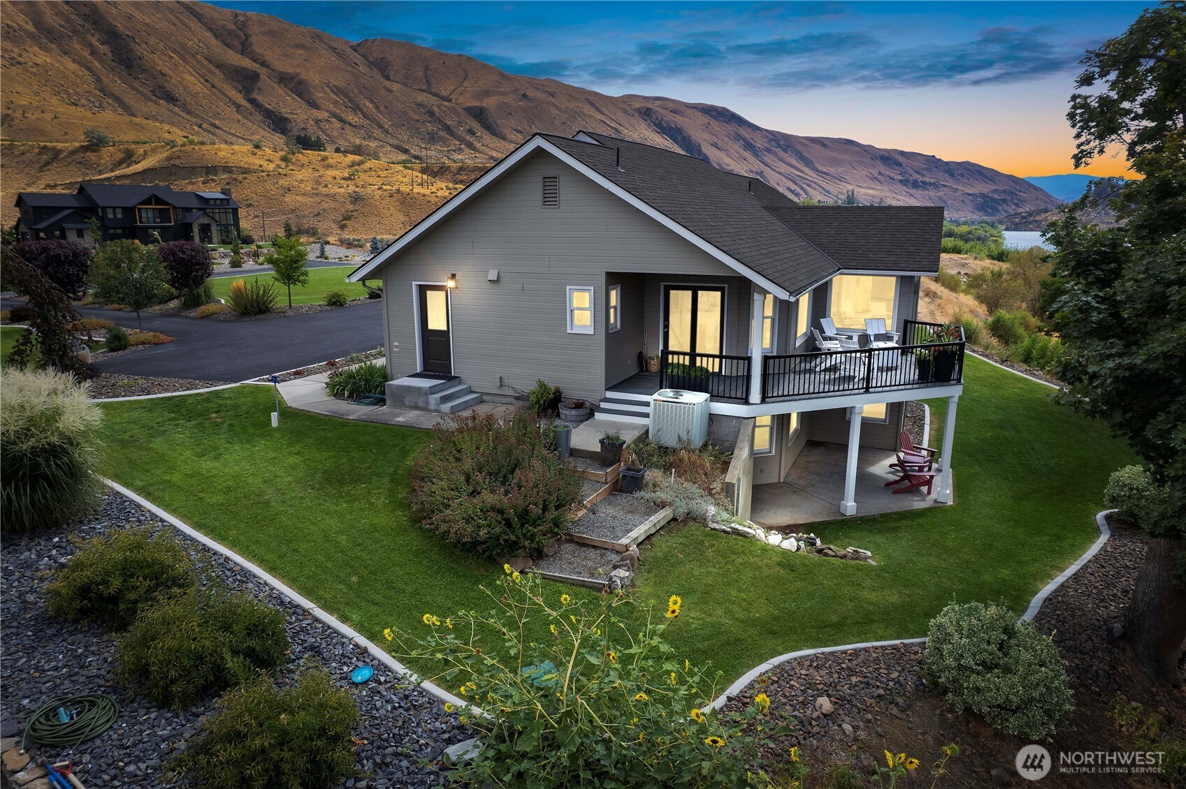 68 Shore Drive, East Wenatchee, WA 98802