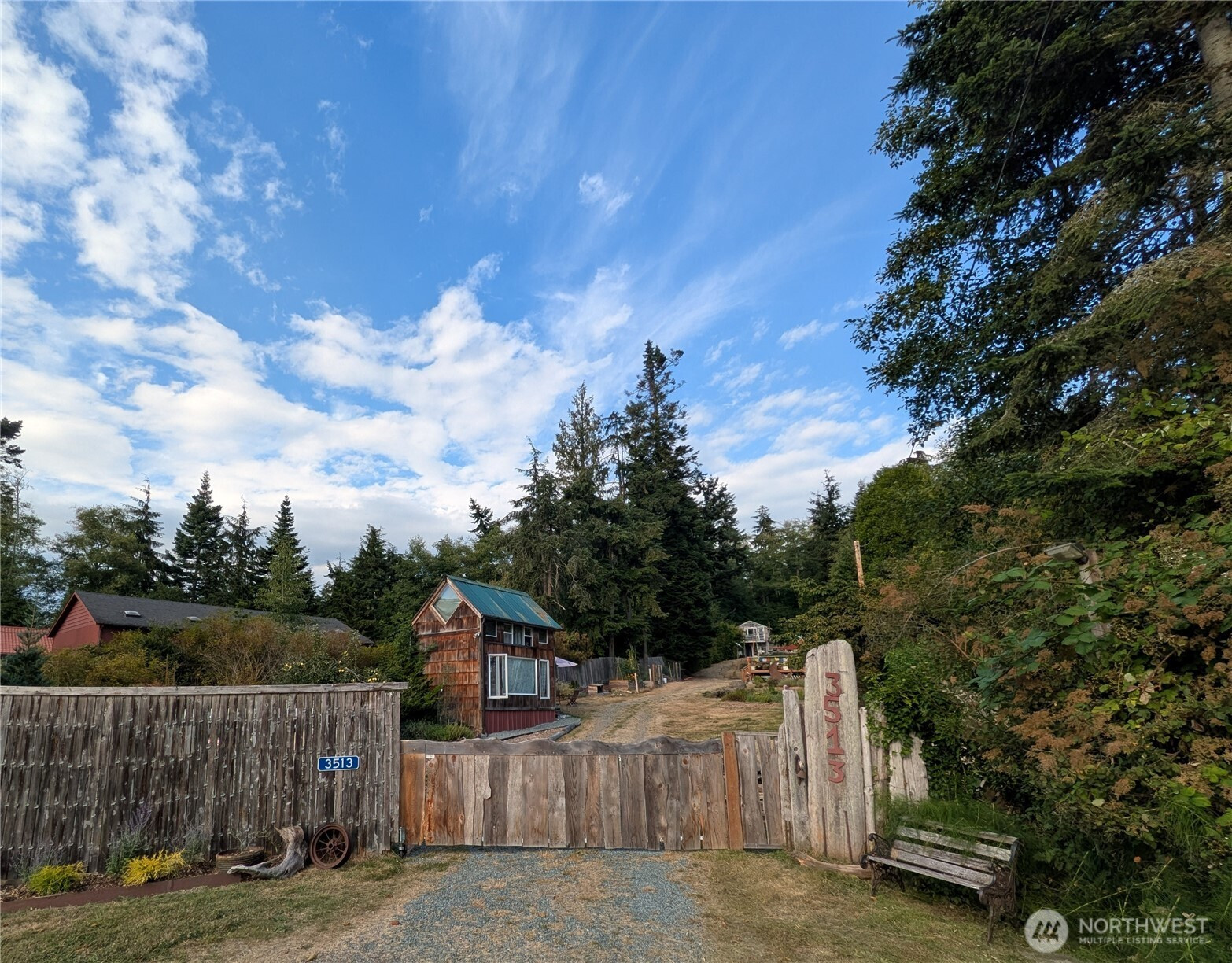 3513 Smugglers Cove Road, Greenbank, WA 98253