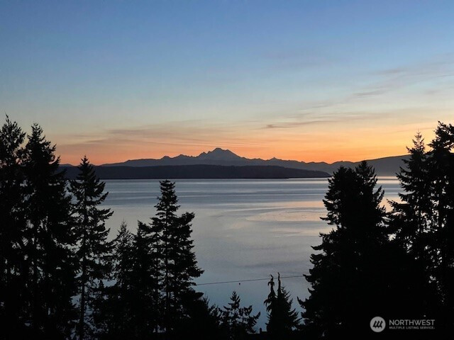 305 Alta Vista Avenue, Coupeville, WA 98239