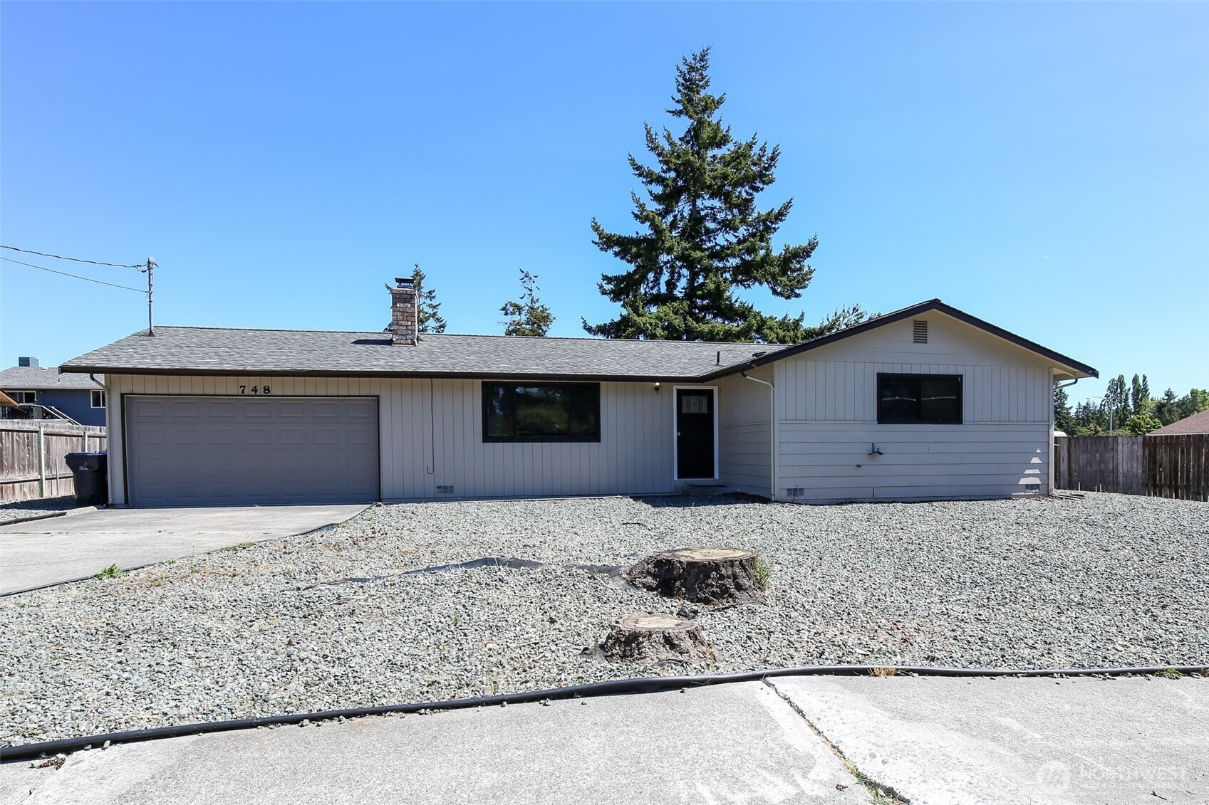 748 SW Heller Street, Oak Harbor, WA 98277