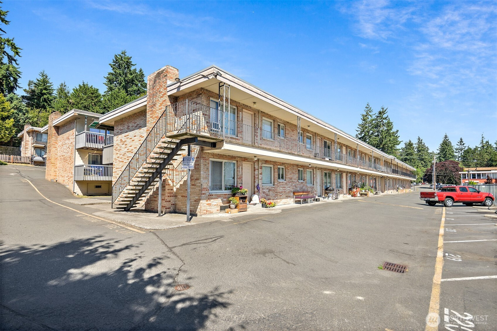6630 202nd Street SW, Lynnwood, WA 98036