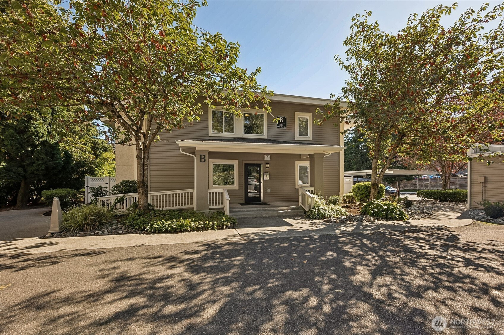 831 126th Place NE, Bellevue, WA 98005