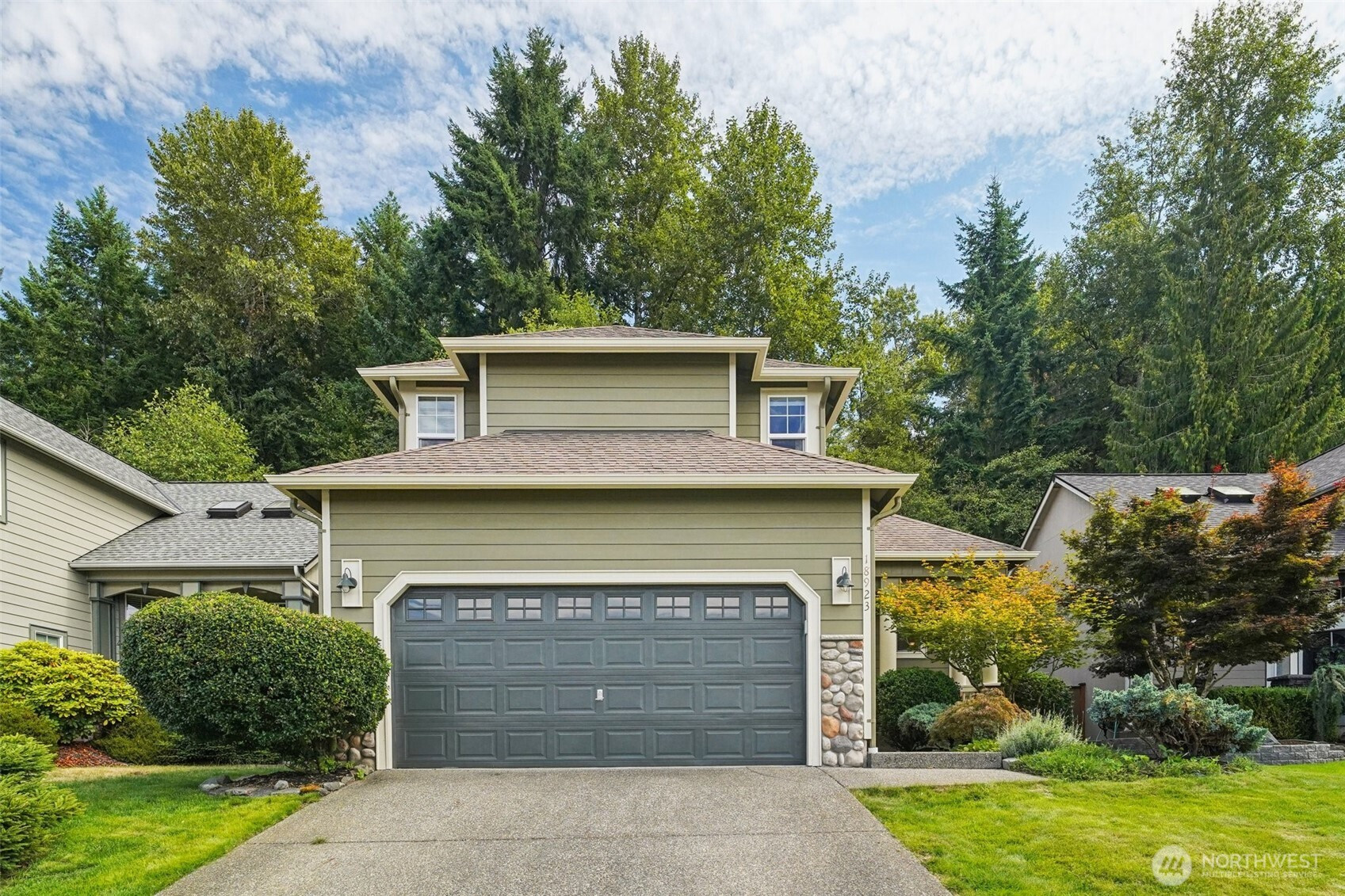 18923 Eastwood Avenue E, Puyallup, WA 98375