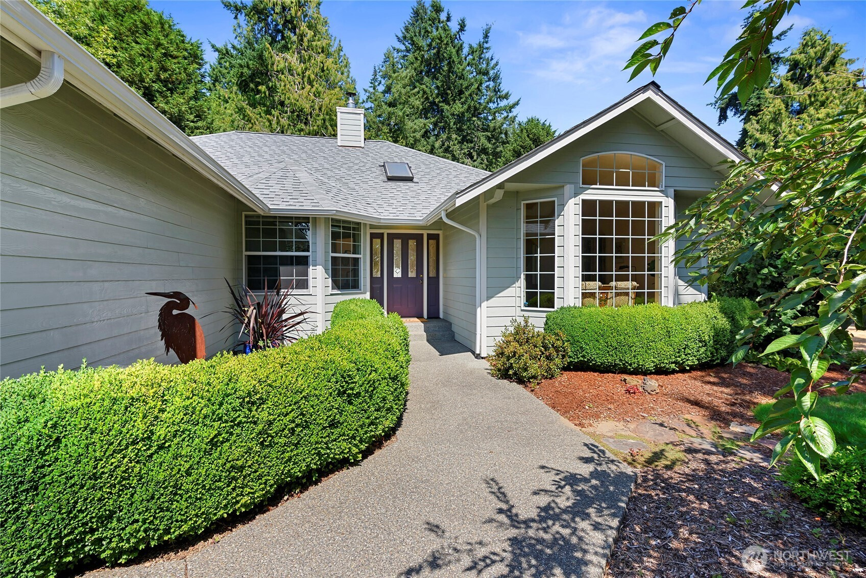 20724 Gerald Cliff Drive NE, Indianola, WA 98342