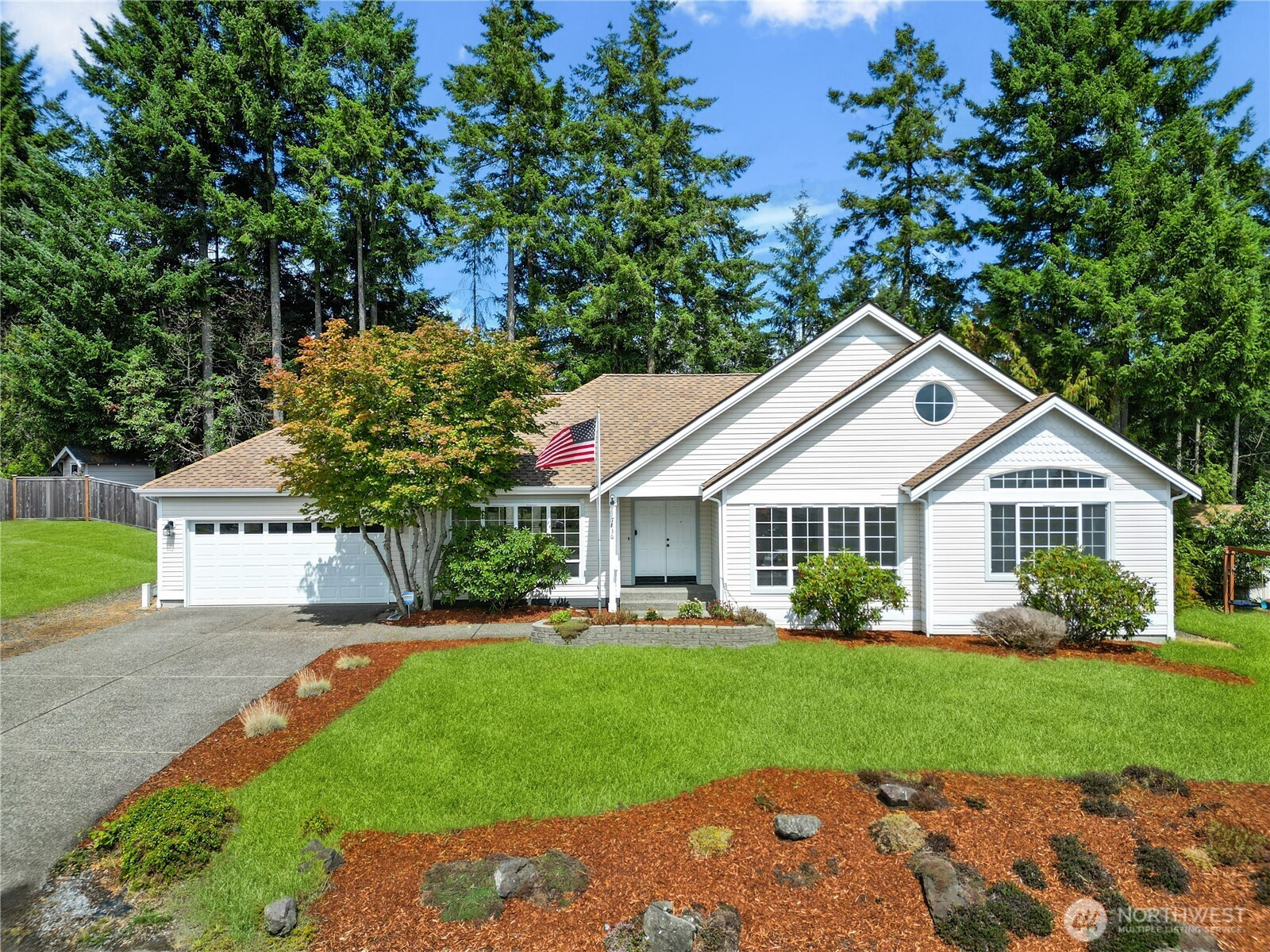 7836 NW Amethyst Loop, Silverdale, WA 98383
