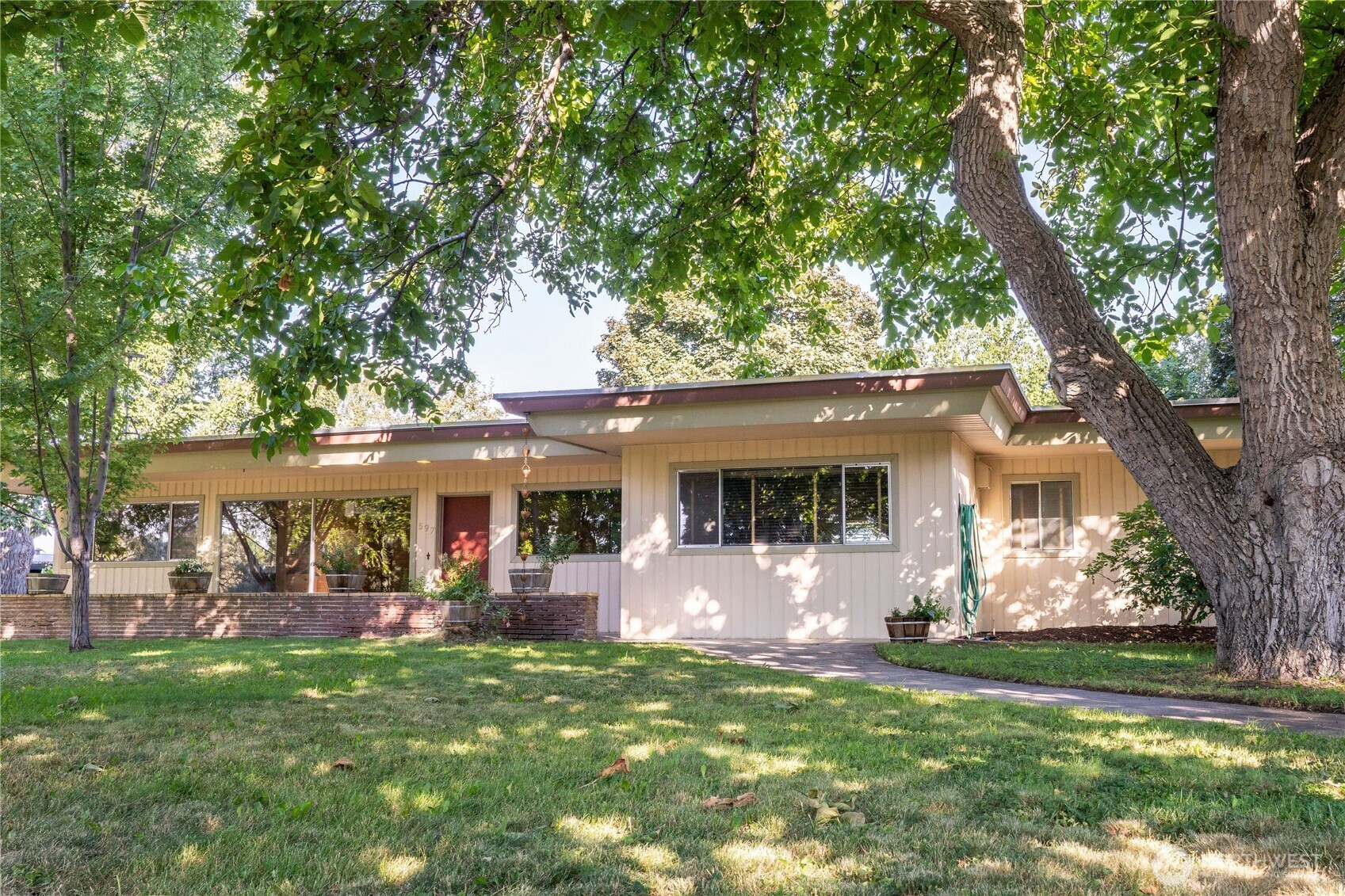597 Middle Waitsburg Road, Walla Walla, WA 99362