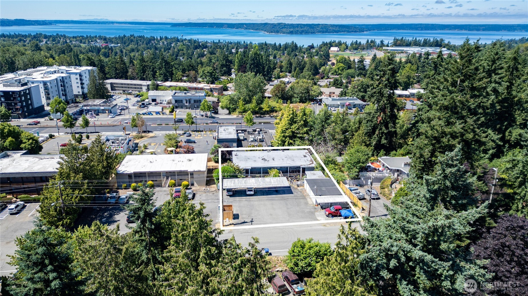 22707 S 30th Avenue, Des Moines, WA 98198