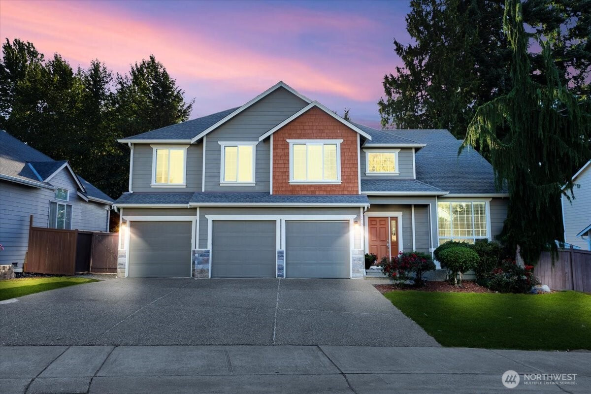 17329 34th Place W, Lynnwood, WA 98037