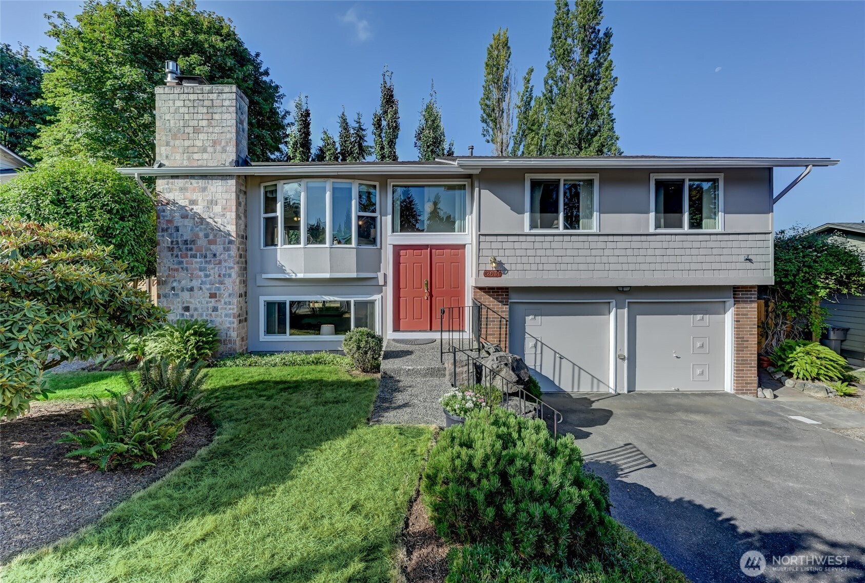 12631 NE 111th Place, Kirkland, WA 98033