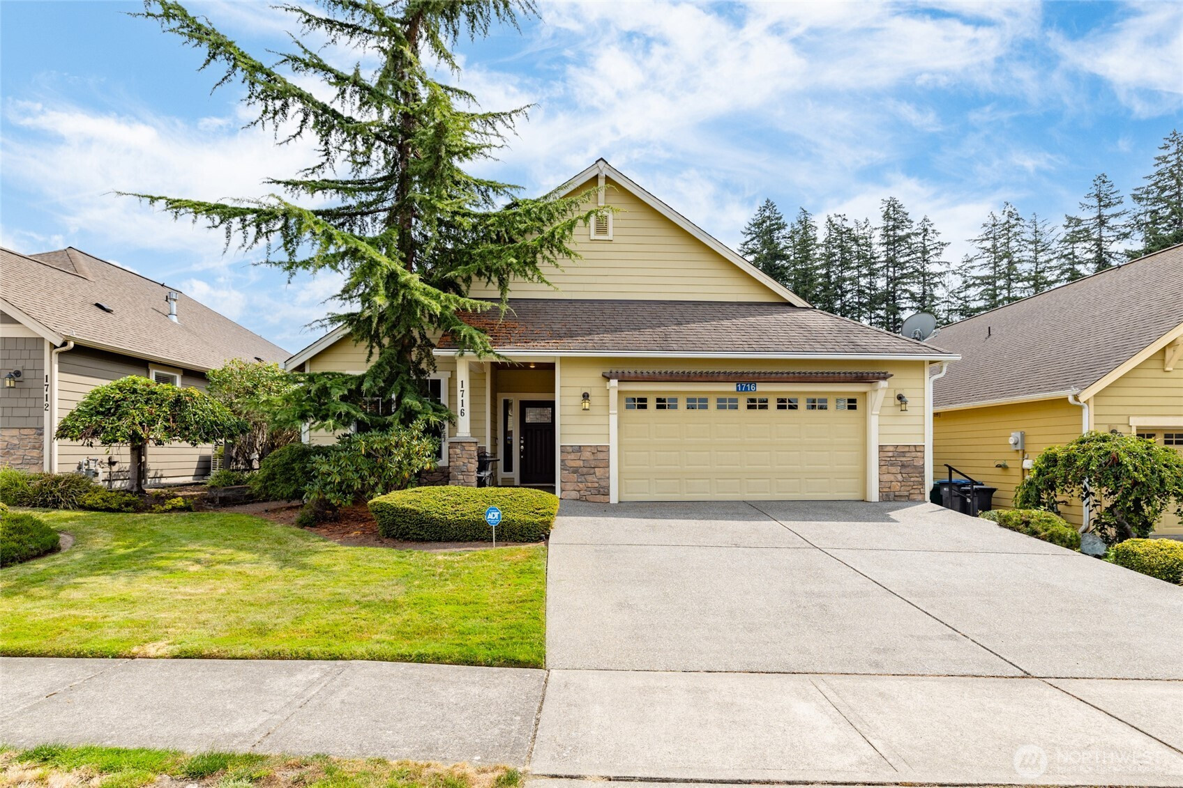 1716 Grand Avenue, Mount Vernon, WA 98274