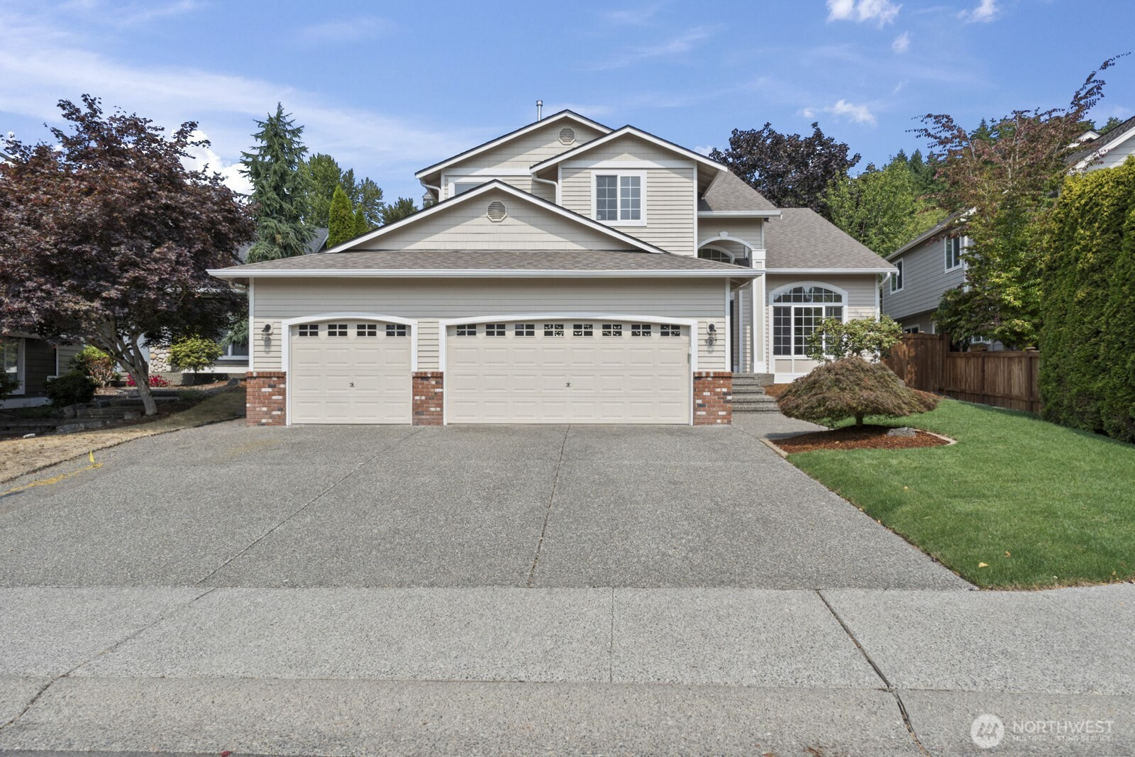 907 233rd Place SW, Bothell, WA 98021