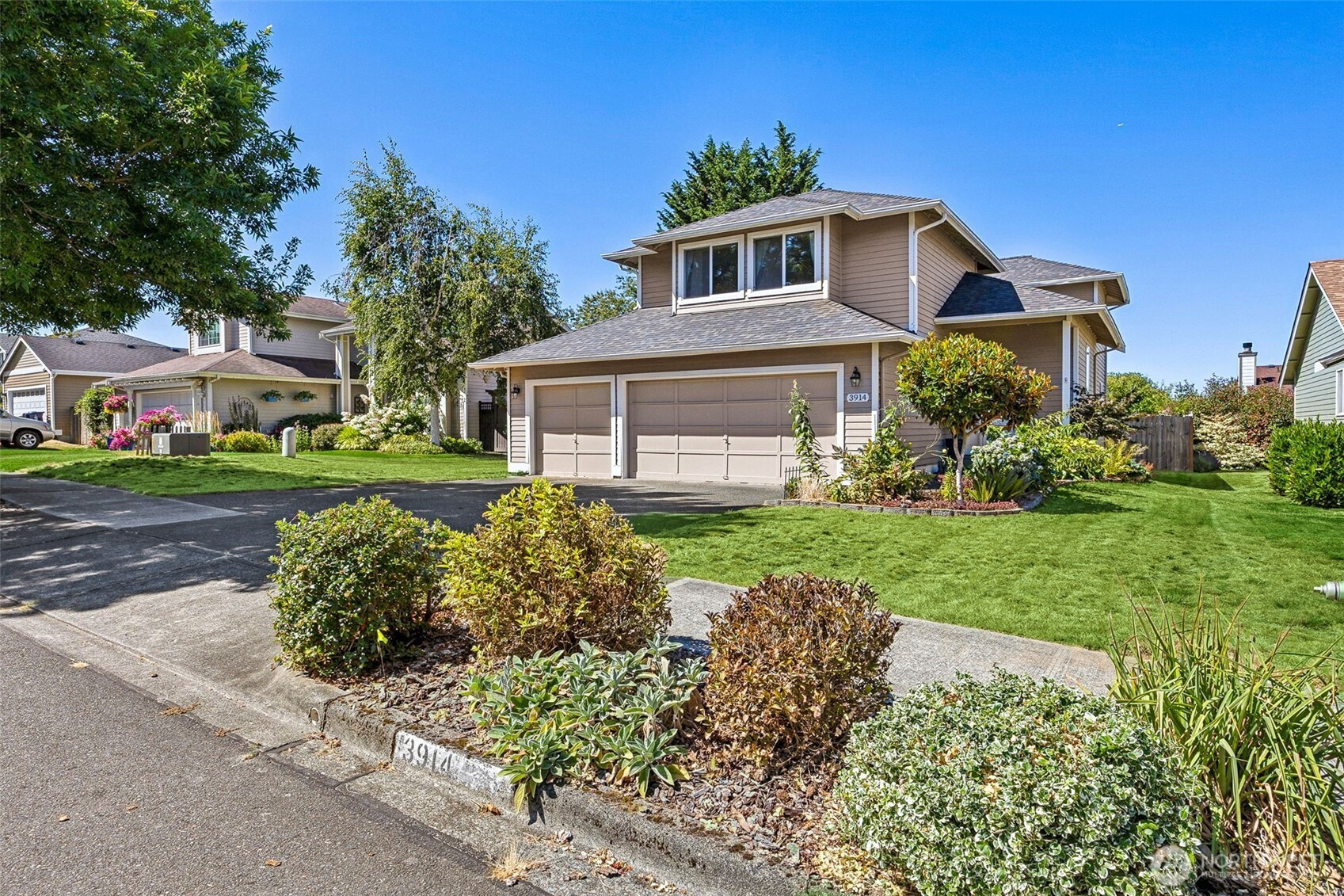 3914 47th Avenue NE, Tacoma, WA 98422