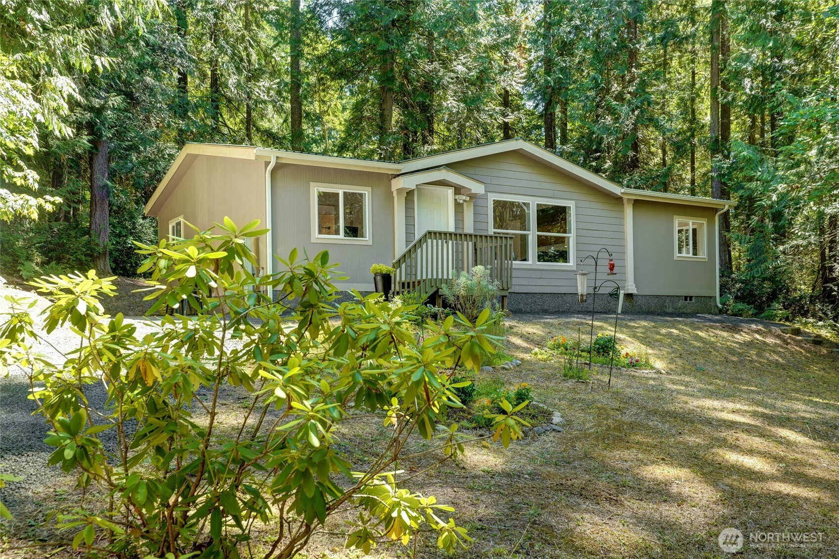 1124 E Sunset Hill Road, Shelton, WA 98584